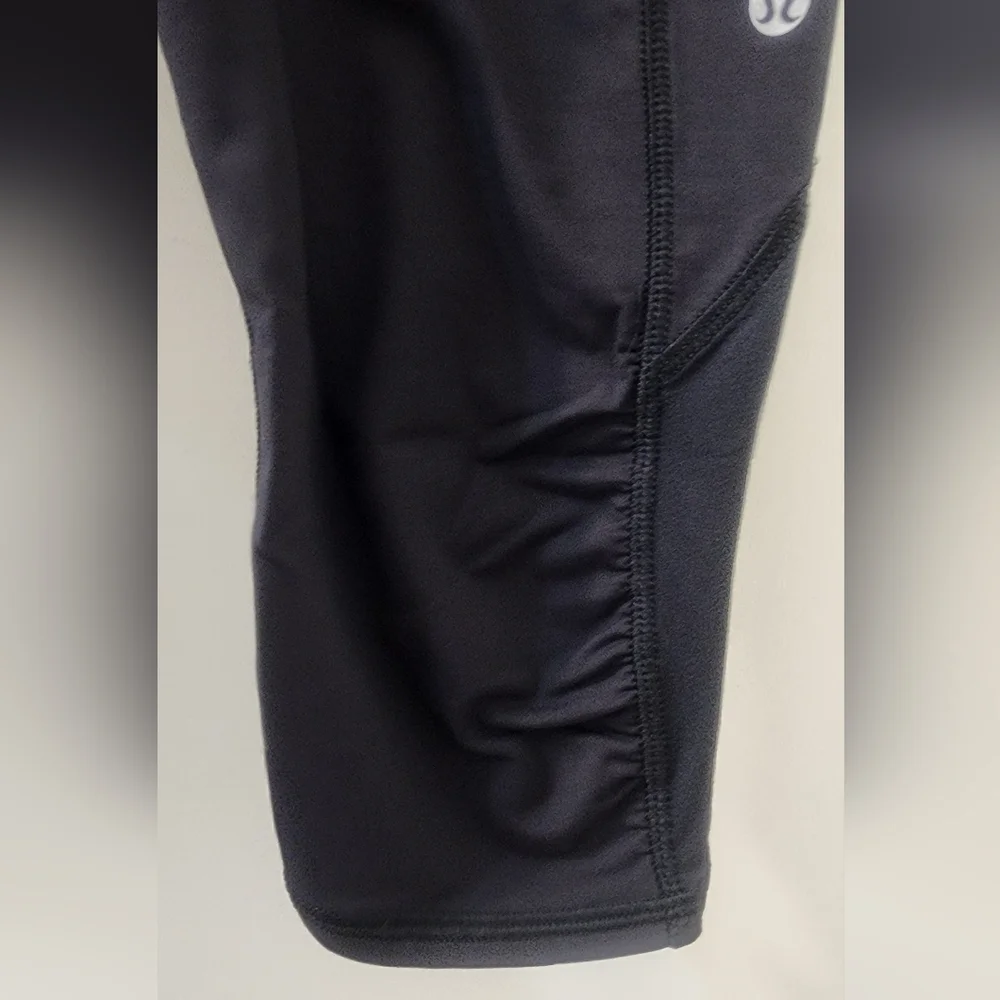 Lululemon Black and Pink Floral‎ Leggings